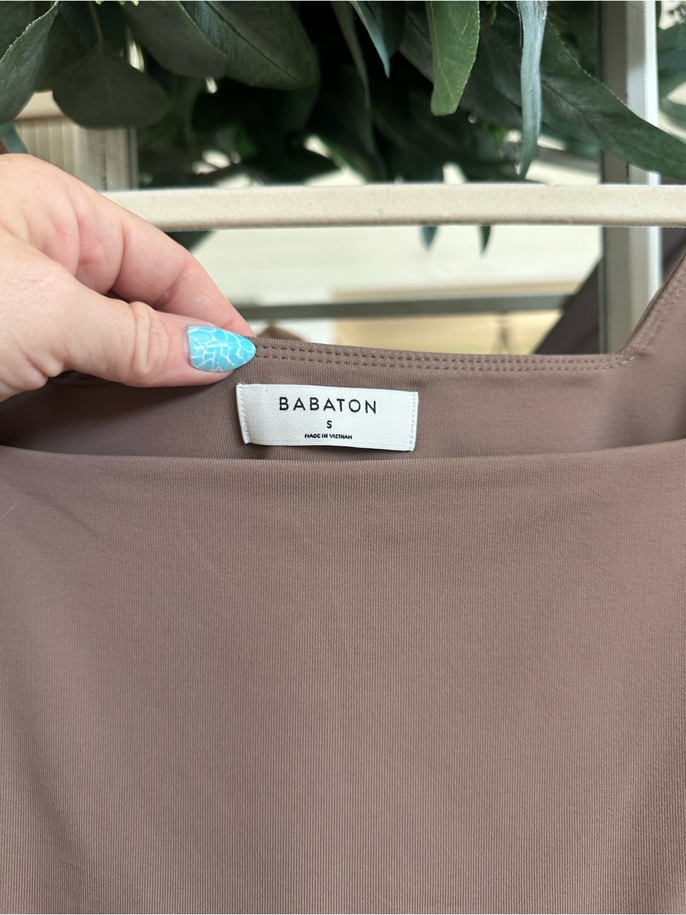 Babaton Contour Squareneck Long-Sleeve Bodysuit Taupe Brown Size S - Picture 2 of 6